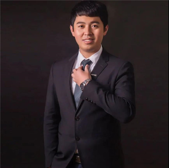 市北大区总监王成飞对门店评价颇高,东方巴黎一店房源比较多,伙伴们也